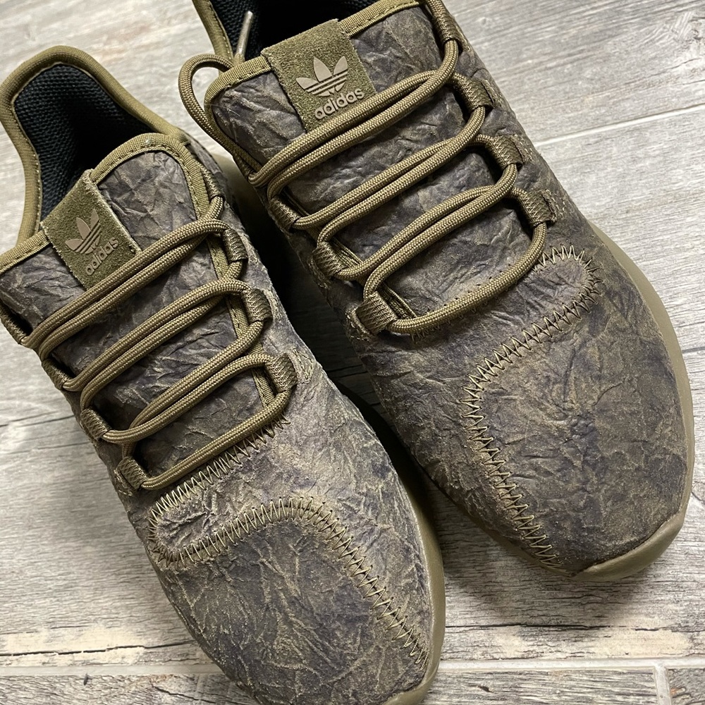 Adidas tubular shadow oxidized olive green